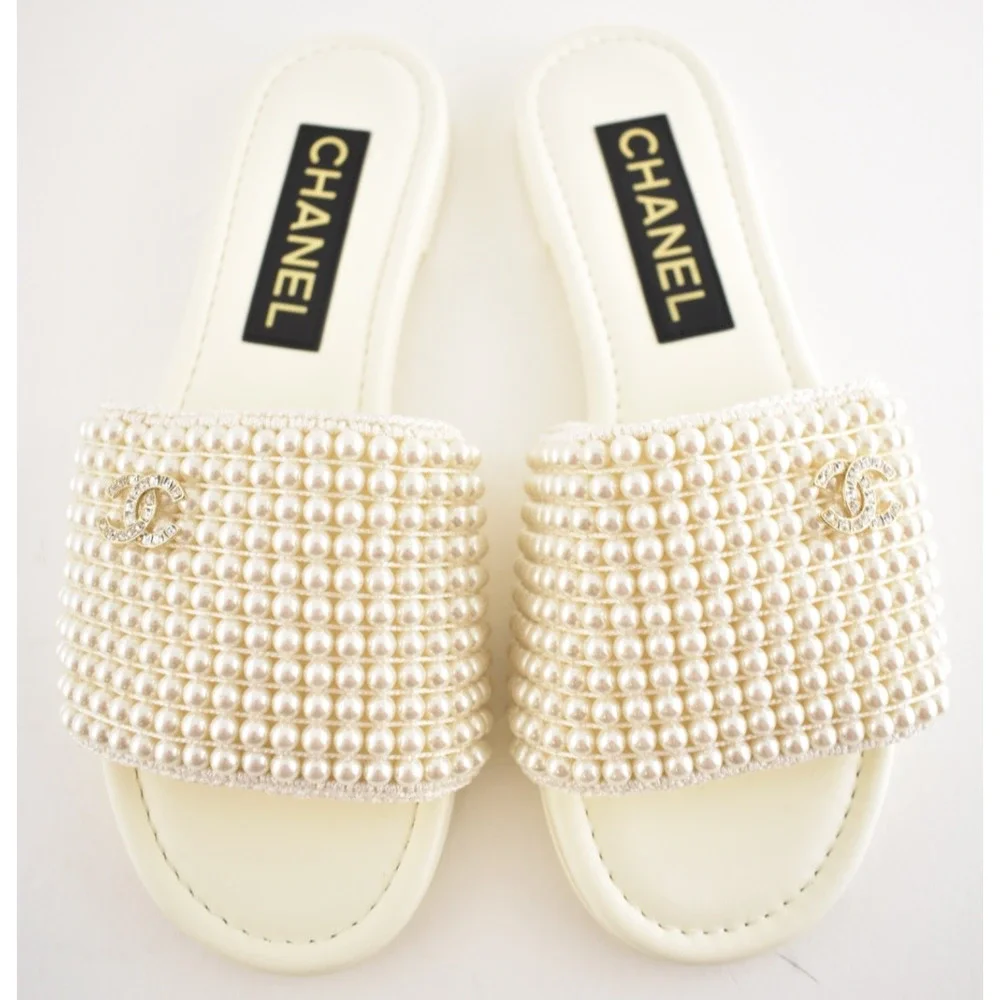 Chanel 25P Ivory White Pearl Embroidery CC Logo Slide Slip Sandal Mule Flat 36.5
